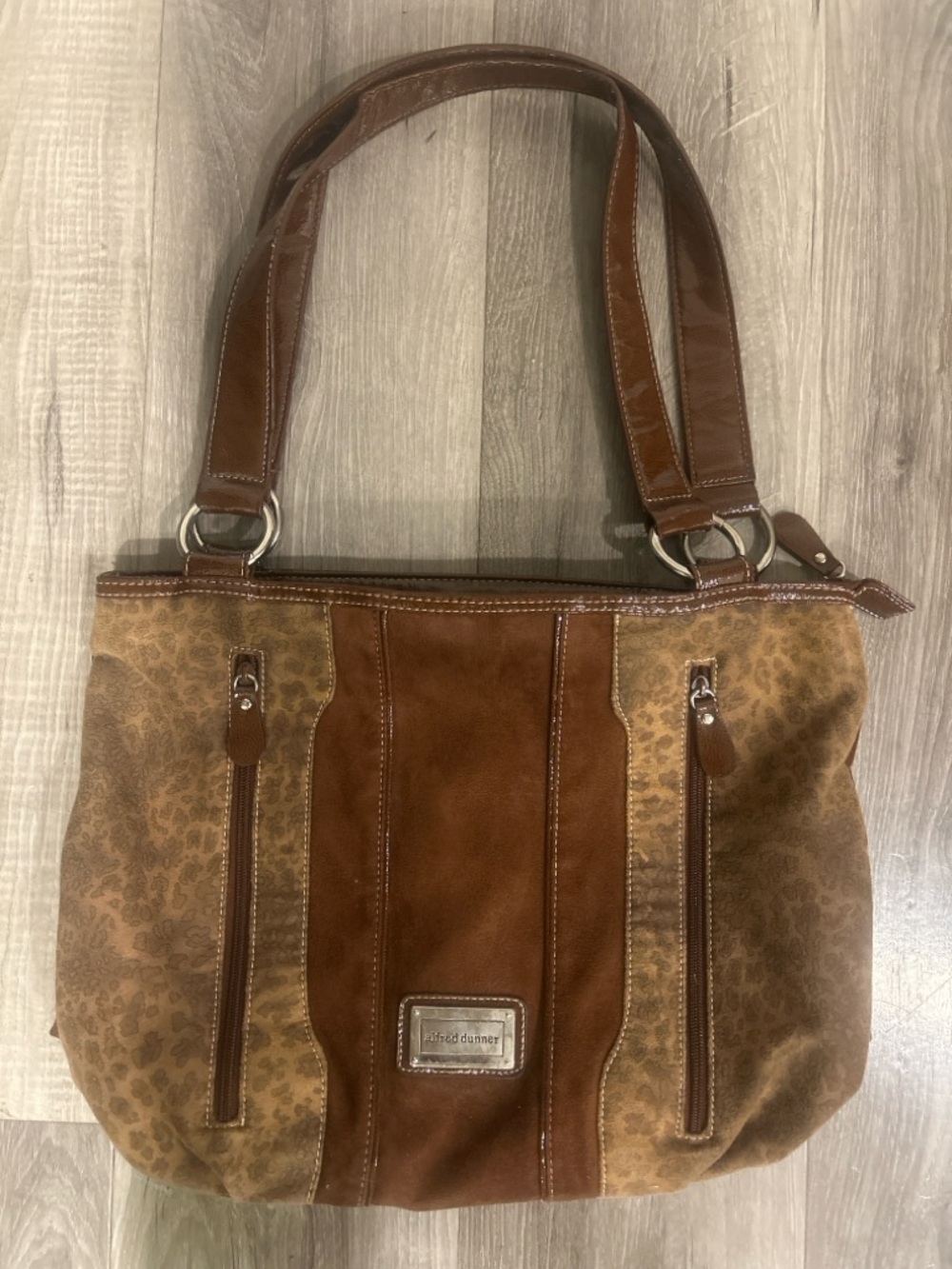 Alfred Dunner leopard/animal-print shoulder tote
